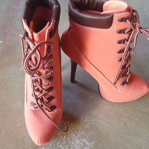 Brand new pink timberland style lace up booties